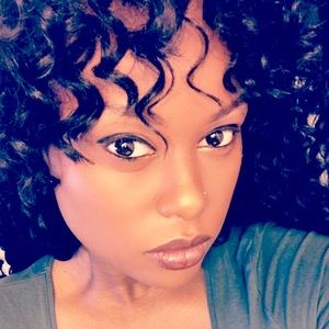 Meet your Posher, Taniea